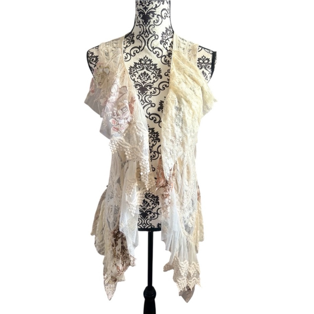 ORIGAMI BY VIVIEN Bohemian Lace Vest